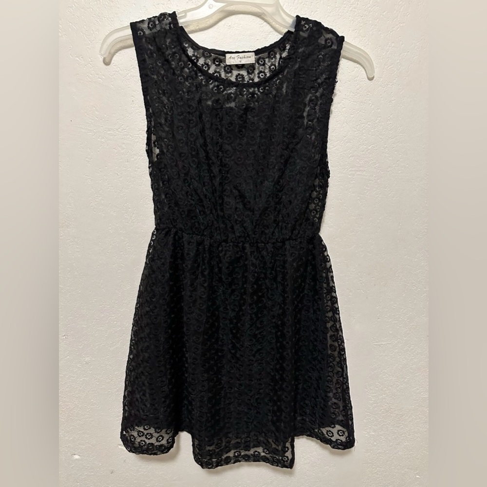 Elegant Black Lace Dress